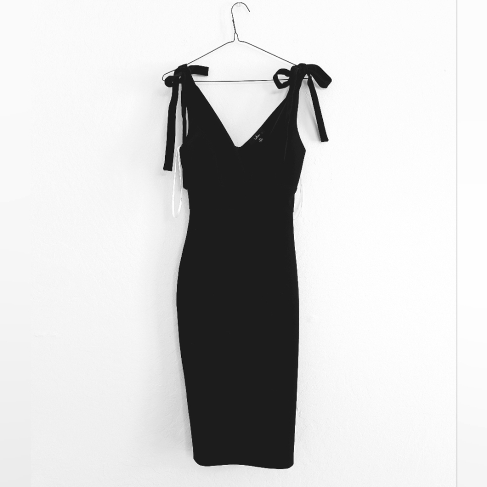 Lulu's Tie Strap Bodycon Midi Dress